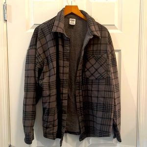 Pink shacket button up size small, front pocket